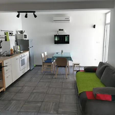 Apartment Beach House Petar&eli *